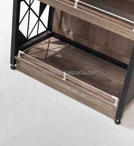 Présentoir en métal léger personnalisé avec cadre en acier, étagère d'épicerie avec panneau arrière plat en bois, étagère à vêtements de supermarché - Product Image 4