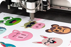 Nhà máy cung cấp <span class=keywords><strong>CNC</strong></span> nhãn Máy cắt KT Board dấu hiệu Máy Cắt nhãn cắt kỹ thuật số dán máy cắt - Product Image 2