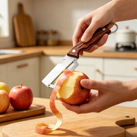 ARMADA Handmatige roestvrijstalen 2-in-1 flesopener, groenteschiller, multifunctioneel keukengereedschap, handvat van kunststof hout