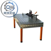 Plateforme de soudage flexible 3D D28 à haute planéité, table de soudage modulaire en acier nitrué pour le soudage de profilés et de tubes carrés