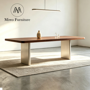 Table rectangulaire moderne en acier inoxydable avec plateau en bois massif naturel, idéale pour les restaurants et les repas en groupe - Product Image 4