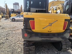 รถขุดขนาดเล็ก Volvo EC60C มือสองคุณภาพสูง |   รุ่นปี 2023 |   เครื่องยนต์วอลโว่เพนต้า |   ผลิตในสวีเดน |   ไฮดรอลิก 6 ตัน |   พร้อมจัดส่ง - Product Image 5