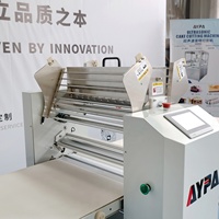 Laminoir à pâte commercial automatique pour la distribution de farine, machine à pâte feuilletée avec épaisseur uniforme de la pâte