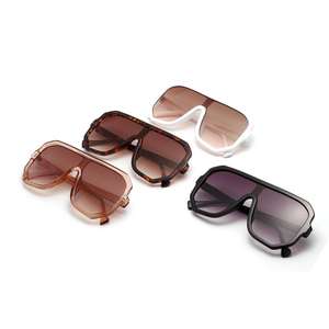 Venta al por mayor <span class=keywords><strong>2022</strong></span> nueva <span class=keywords><strong>moda</strong></span> UV400 gafas <span class=keywords><strong>de</strong></span> <span class=keywords><strong>sol</strong></span> <span class=keywords><strong>de</strong></span> las mujeres <span class=keywords><strong>de</strong></span> alta calidad marco blanco acrílico <span class=keywords><strong>lentes</strong></span> únicas <span class=keywords><strong>de</strong></span> <span class=keywords><strong>moda</strong></span> gafas <span class=keywords><strong>de</strong></span> <span class=keywords><strong>sol</strong></span> - Product Image 6