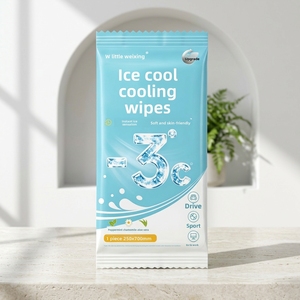 Lingettes rafraîchissantes personnalisées pour l'été, sans alcool, non parfumées, en <span class=keywords><strong>papier</strong></span>, prêtes à offrir, lingettes humides jetables pour l'extérieur - Product Image 1