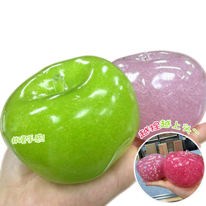 ของเล่นดินน้ำมันบีบได้สีเขียวและชมพูสดใส น่ารัก รูปทรงผลไม้ ช่วยคลายเครียด สำหรับเด็ก วัยรุ่น ใส่ในถุงของขวัญงานปาร์ตี้ และสร้างความสนุกสนาน - Product Image 1