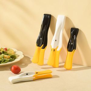 Factory Creative Silicone Gel Duckbill Food Clip Cute Duck Outdoor Kitchen Anti-scalding Baking Bread Barbecue Clip - Product Image 1