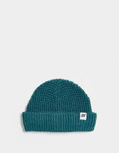 Gorro de Punto 100% Lana, Gorro de Invierno a Cuadros de Moda con Bordado a Mano, Personalizable para Adultos y Niños, Ideal para Viajar - Product Image 1