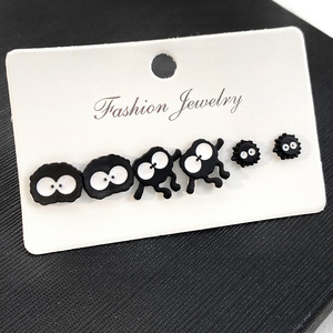 Lot <span class=keywords><strong>de</strong></span> 3 paires <span class=keywords><strong>de</strong></span> boucles d'oreilles créatives <span class=keywords><strong>de</strong></span> style coréen, mignonnes, en forme <span class=keywords><strong>de</strong></span> dessin animé, pour femmes, petites boucles d'oreilles en forme <span class=keywords><strong>de</strong></span> boule <span class=keywords><strong>de</strong></span> <span class=keywords><strong>charbon</strong></span> noire, bijoux cadeaux - Product Image 2