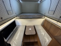 Camping-car de haute qualité, caravane tout-terrain pliable avec salle de bain, design pliable et imperméable pour les voyages