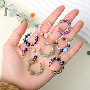 Anneaux de mode en cristal faits à la main, nouveau design, pierres naturelles de guérison, petites perles, taille réglable, pour la décoration - Product Image 4