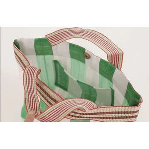 กระเป๋าโท้ทถักจากโพลีเอสเตอร์ที่เป็นมิตรกับสิ่งแวดล้อม ทนทาน น้ำหนักเบา ใช้ซ้ำได้ พับเก็บได้ พกพาสะดวก เหมาะสำหรับสุภาพสตรี - Product Image 4