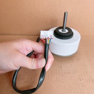 Motor de ventilador RD30HP DC310V 30W 5 cables sin escobillas para unidad interior de aire acondicionado, rotación en sentido contrario a las agujas del reloj - Product Image 2