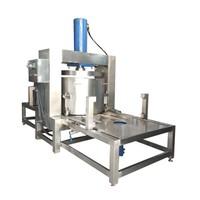 Hydraulische fruitpersmachine, twee modellen: enkel- en dubbeltank