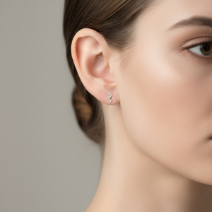 Pendientes Minimalistas Exquisitos y Brillantes de Fabricante de Hong Kong, Joyería de Oro Blanco Sólido de 18K con Diamantes Naturales Reales - Product Image 4