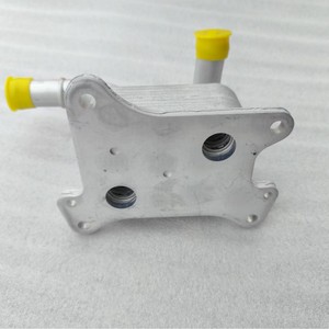 อินเตอร์คูลเลอร์ 26400-2J400 อะลูมิเนียม สำหรับรถยนต์ฮุนได เกีย อะไหล่ทดแทน - Product Image 4