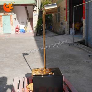 Moderne Roestvrijstalen Vloeistofsculptuur Verfemmer Gegalvaniseerd Goud Voor Commerciële Ruimte Of Hotelkunstinstallatie - Product Image 3