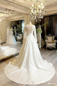 Robes de mariée musulmanes LY-WD1296, coupe trapèze, perles, dentelle, luxe, grande taille, col haut, style vintage, manches longues - Product Image 2