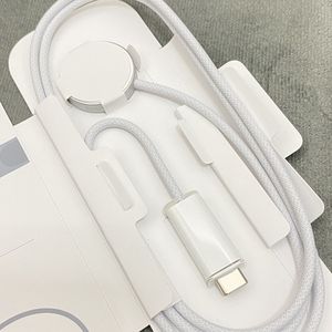Câble de chargement magnétique pour montres S4/S5/S6/S7/<span class=keywords><strong>S8</strong></span>/S9 Câble de données USB de type C Chargeur sans fil en nylon Catégorie de produit Câbles de données - Product Image 4