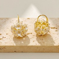 Boucles d'oreilles haut de gamme en forme de panier de fleurs avec fermoirs, accessoires en laiton tendance