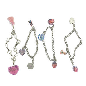 Vente directe d'usine accessoires mignons personnalisés bracelet de bijoux en métal pour cadeau d'enfants - Product Image 1