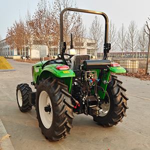 Mini tracteur 4x4 certifié EURO 5 de 50 CV avec pelle arrière pour le mélange du terreau de serre - Product Image 3