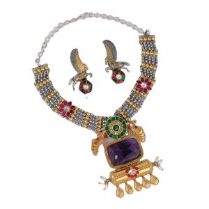 Ensemble de bijoux ethniques indiens antiques classiques avec grand collier en pierre d'améthyste et boucles d'oreilles ailes uniques - Product Image 2