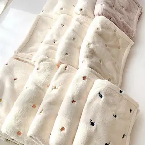 新しいINS韓国のかわいい漫画刺繍フランネルフリース毛布幼児キッズおくるみ眠っている赤ちゃん毛布寝具