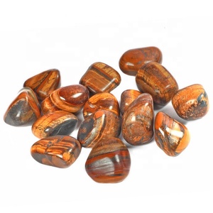 Pierres de guérison polies en œil de tigre naturel Fournisseur en gros Chakra racine Pierres d'énergie en œil de tigre pour pierre précieuse de guérison reiki - Product Image 1