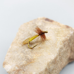NUEVAS Moscas Secas Caddis Premium OEM Hechas a Mano con Plumas y Imitaciones <span class=keywords><strong>de</strong></span> Gusano <span class=keywords><strong>de</strong></span> <span class=keywords><strong>Seda</strong></span> y <span class=keywords><strong>Polilla</strong></span> para Pesca en Agua Dulce - Product Image 4