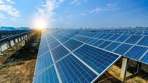 Panel Solar Fotovoltaico de Alta Eficiencia de 700W, Módulo Mono PERC BIPV, Aplicación en Techos con Batería, <span class=keywords><strong>Cubierta</strong></span> Frontal de Vidrio 3.2, Conexión IP68 - Product Image 3
