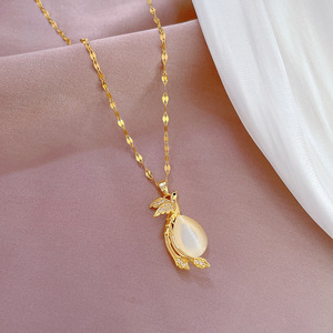 Collar con Colgante de <span class=keywords><strong>Letra</strong></span> Inicial Chapado en Oro, de Acero Inoxidable, 26 Letras del Alfabeto Inglés Antiguo, Venta al Por Mayor de HY Fashion - Product Image 3