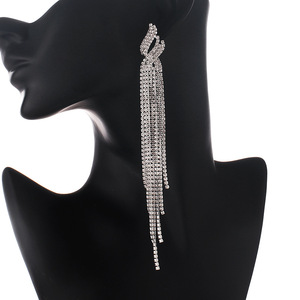 Pendientes Largos Geométricos de Aleación Chapada en Oro con Diamantes de Imitación YFJEWE, Estilo Urbano, para Novia, Boda, E693 - Product Image 2
