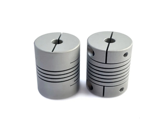 Гибкие муфты с регулируемым зажимом и установочным винтом из высококачественной нержавеющей стали для трансмиссии, изготовленные на заказ производителем - Product Image 5