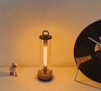 Lampe de table LED moderne, portable, sans fil, rechargeable par USB-C, avec batterie, à intensité variable, commande tactile, lumière chaude 2400K, corps en aluminium