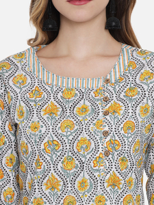 Robe ethnique pour femme en coton, coupe ample, longueur cheville, manches trois quarts, imprimé floral jaune, pour un usage décontracté - Product Image 2