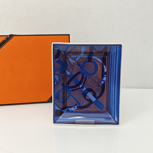 Nouveau cendrier carré en céramique classique royal nordique sans fumée pour la décoration de salon - Product Image 3