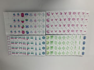 Jeu de Mahjong mignon pour la maison, tuiles de Mahjong américaines et chinoises personnalisées, jeu de Mahjong en acrylique pour le divertissement - Product Image 3