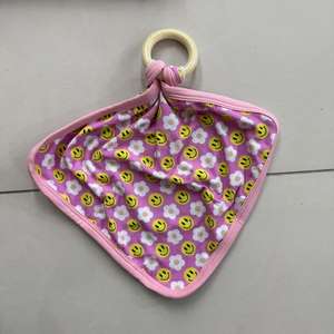 Bunte Bambusfaser-Baby-Lätzchen Wasserdichter Anti-Flecken-Säuglings ernährung Natürlicher anti bakterieller Speichel fänger - Product Image 6