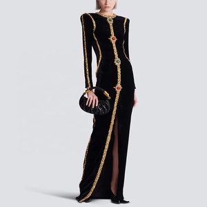 OUDINA Pronta Consegna Abito Lungo in <span class=keywords><strong>Velluto</strong></span> di Lusso con Ricami in Filo d'Oro e Perline, Taglia 3XL Plus, <span class=keywords><strong>Vestito</strong></span> da Sera - Product Image 1