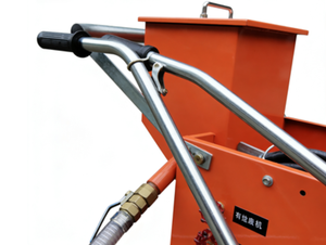 Máquina de Marcado Vial de Fusión en Caliente LS-1860, Ancho de Línea de 150/200/300 mm, Velocidad de 500-800 m/h, Pintora de Líneas Viales para Carreteras y Estacionamientos - Product Image 4