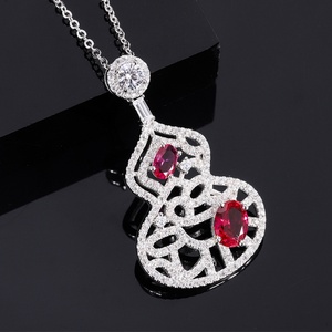 Delicado Collar con Colgante de Calabaza Grande Minimalista de Cobre Ecológico con Zirconia de 6*8-4*6mm para Mujer, Ideal para Uso Diario - Product Image 4