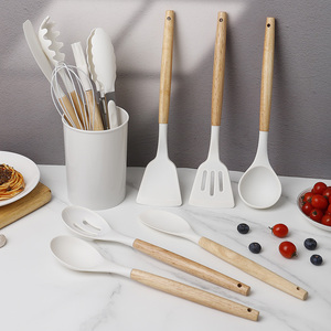 Ensemble de 12 ustensiles de <span class=keywords><strong>cuisine</strong></span> en <span class=keywords><strong>silicone</strong></span> écologiques antiadhésifs avec spatule de <span class=keywords><strong>cuisine</strong></span>, pinces alimentaires, <span class=keywords><strong>fouet</strong></span> à œufs pour ustensiles de <span class=keywords><strong>cuisine</strong></span> - Product Image 1