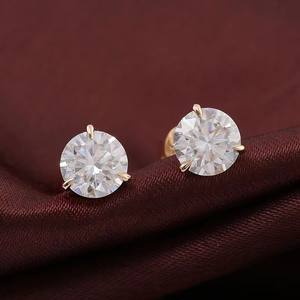 Pendientes de Oro Amarillo de 10k con Moissanita VVS de Laboratorio de 1CT y Engaste de Tres Garras, Piedra de 6.5mm, Unisex para Hombre y Mujer - ¡Oferta Especial! - Product Image 2