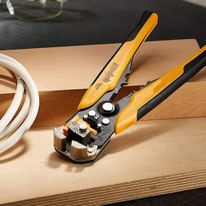 Pelacables multifuncional 3 en 1 con mango antideslizante para pelar, crimpar y cortar cables eléctricos - Product Image 6