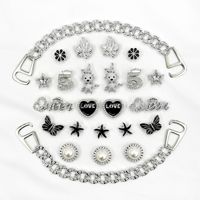 Ensemble de fleurs décoratives DIY pour boucles de chaussures avec motif Alice au pays des merveilles et accessoires à perforer