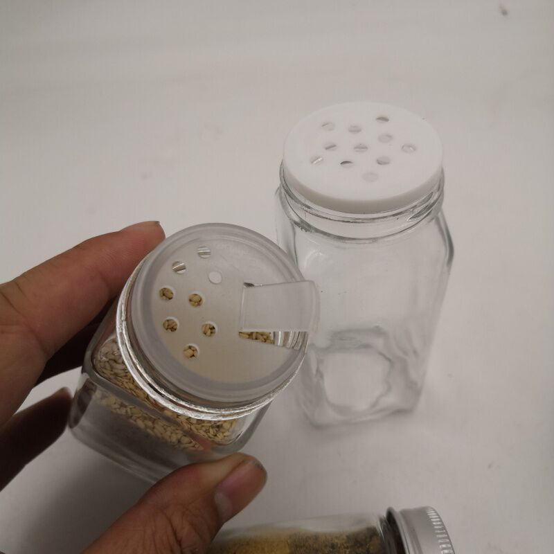 Wholesale Clear Glass Spice Jar for Salt, Pepper, Herbs and Spices