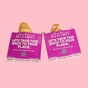 Sacs en papier alimentaire personnalisés avec logo imprimé, en papier ciré, rose et blanc, pour emballage de beignets, croissants et biscuits - Product Image 2