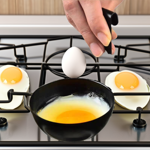 Molde Metálico para Huevos Escalfados con Colgador de Oreja y Cocedor de Huevos, Herramienta Mágica para Hervir Huevos al Agua y Cocerlos al Vapor Rápidamente - Product Image 2