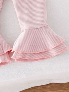 Conjunto de dos piezas para niñas, sudadera de manga larga con retazos de color albaricoque y pantalones, ropa para niñas de 0 a 3 años - Product Image 4